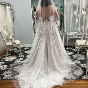 Plus size wedding dress